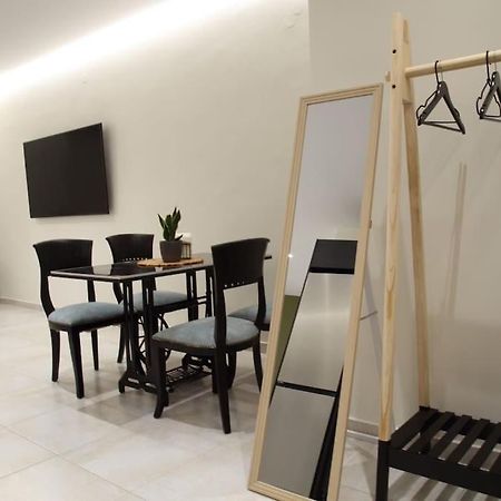 Eclectic Apartment Near Downtown Heraklion  Luaran gambar