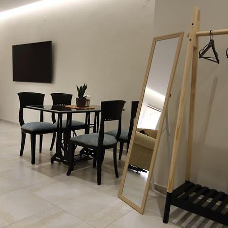 Eclectic Apartment Near Downtown Heraklion  Luaran gambar
