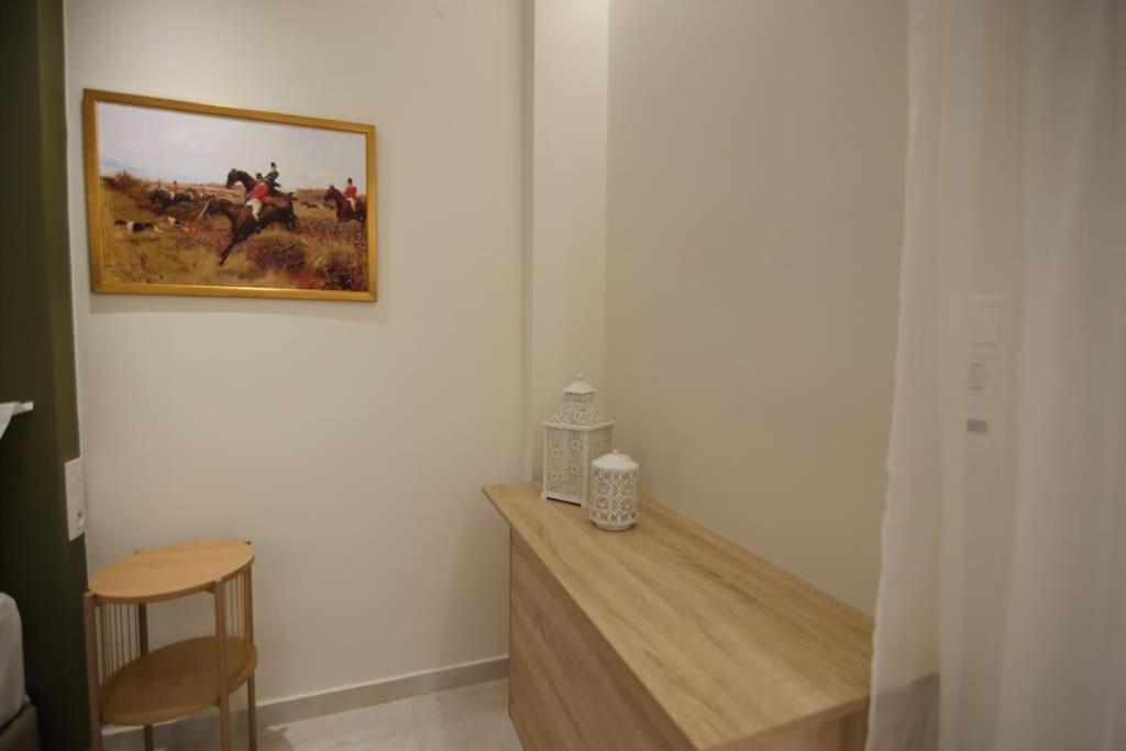 Eclectic Apartment Near Downtown Heraklion  Luaran gambar