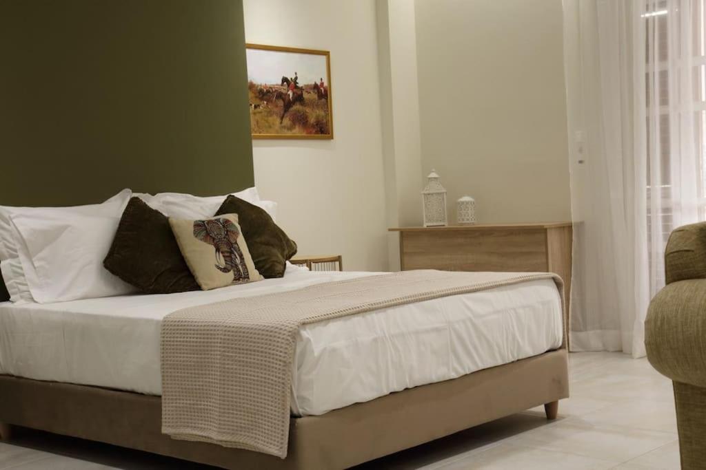 Eclectic Apartment Near Downtown Heraklion  Luaran gambar