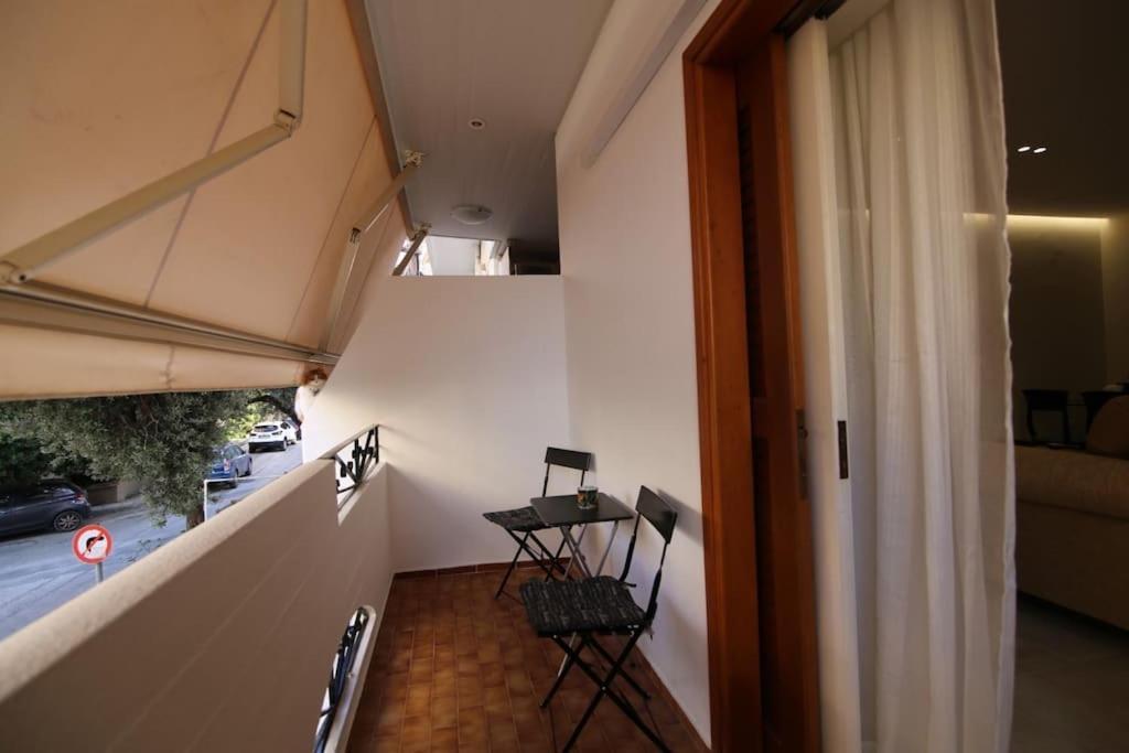 Eclectic Apartment Near Downtown Heraklion  Luaran gambar