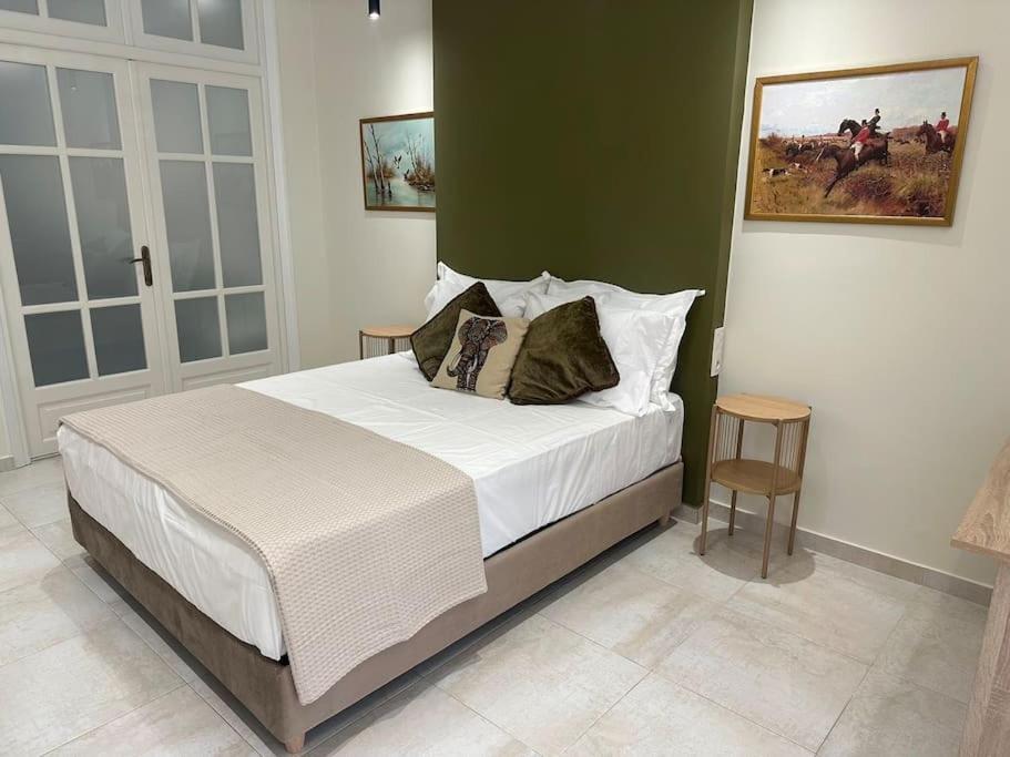 Eclectic Apartment Near Downtown Heraklion  Luaran gambar
