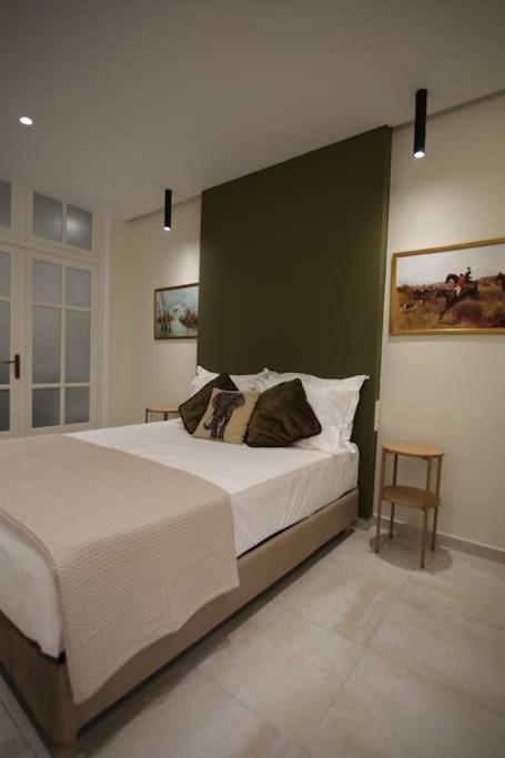 Eclectic Apartment Near Downtown Heraklion  Luaran gambar